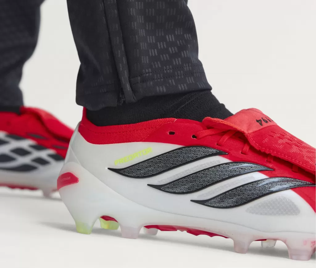 Бутсы профессиональные Adidas Predator Elite FT FG